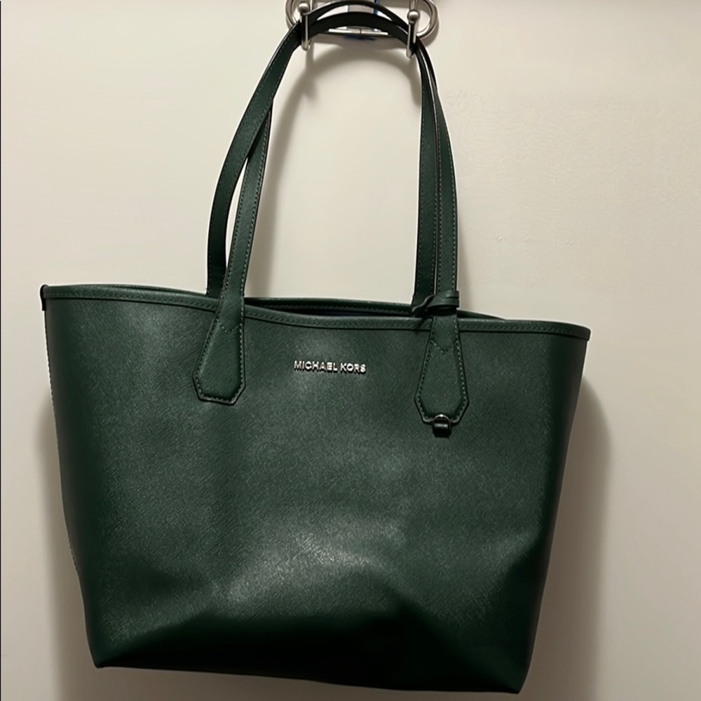 Michael Kors tote